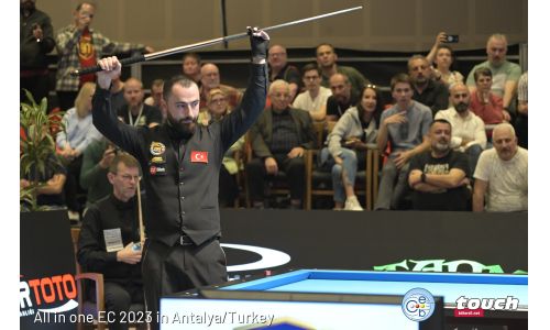 ZANETTI AND KARAKURT IN 3-CUSHION FINAL